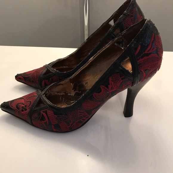 Naughty Monkey Heels - Picture 1 of 4